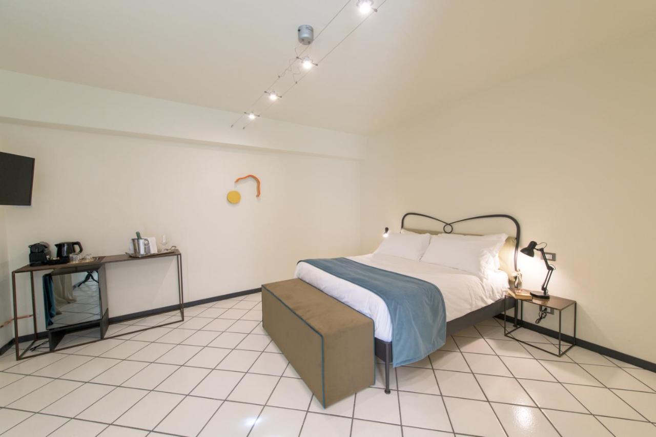 Palazzo Sertorio Suites Gavi Ngoại thất bức ảnh
