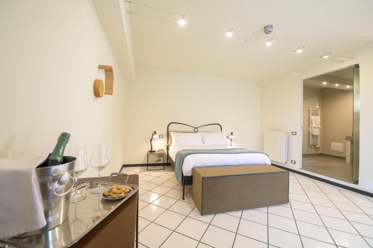 Palazzo Sertorio Suites Gavi Ngoại thất bức ảnh